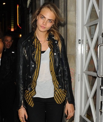 卡拉迪樂芬妮Cara Delevingne